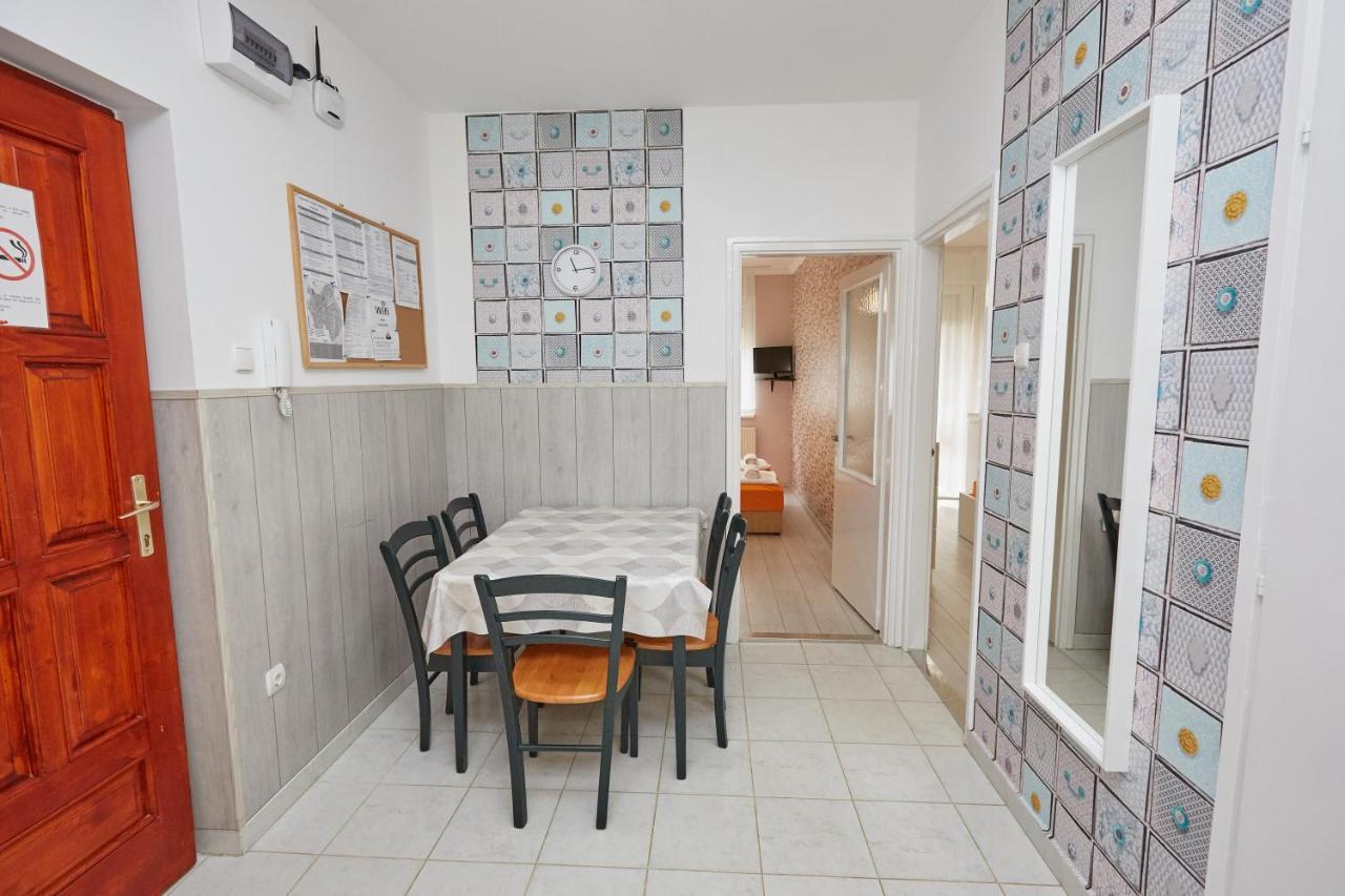 Zoli Apartmanok-Anna Koelcsey 32 Hajduszoboszlo Exterior foto