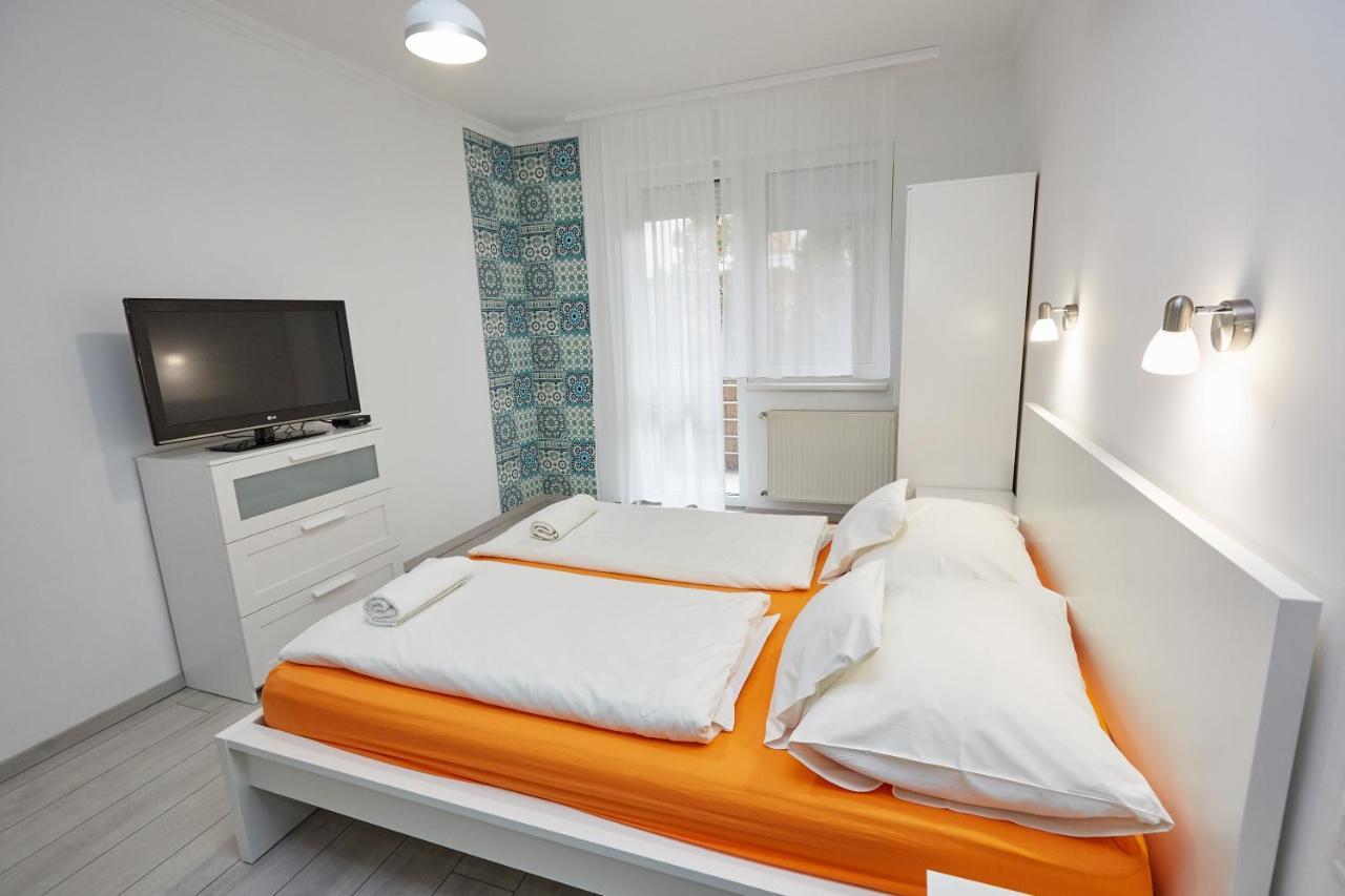 Zoli Apartmanok-Anna Koelcsey 32 Hajduszoboszlo Exterior foto